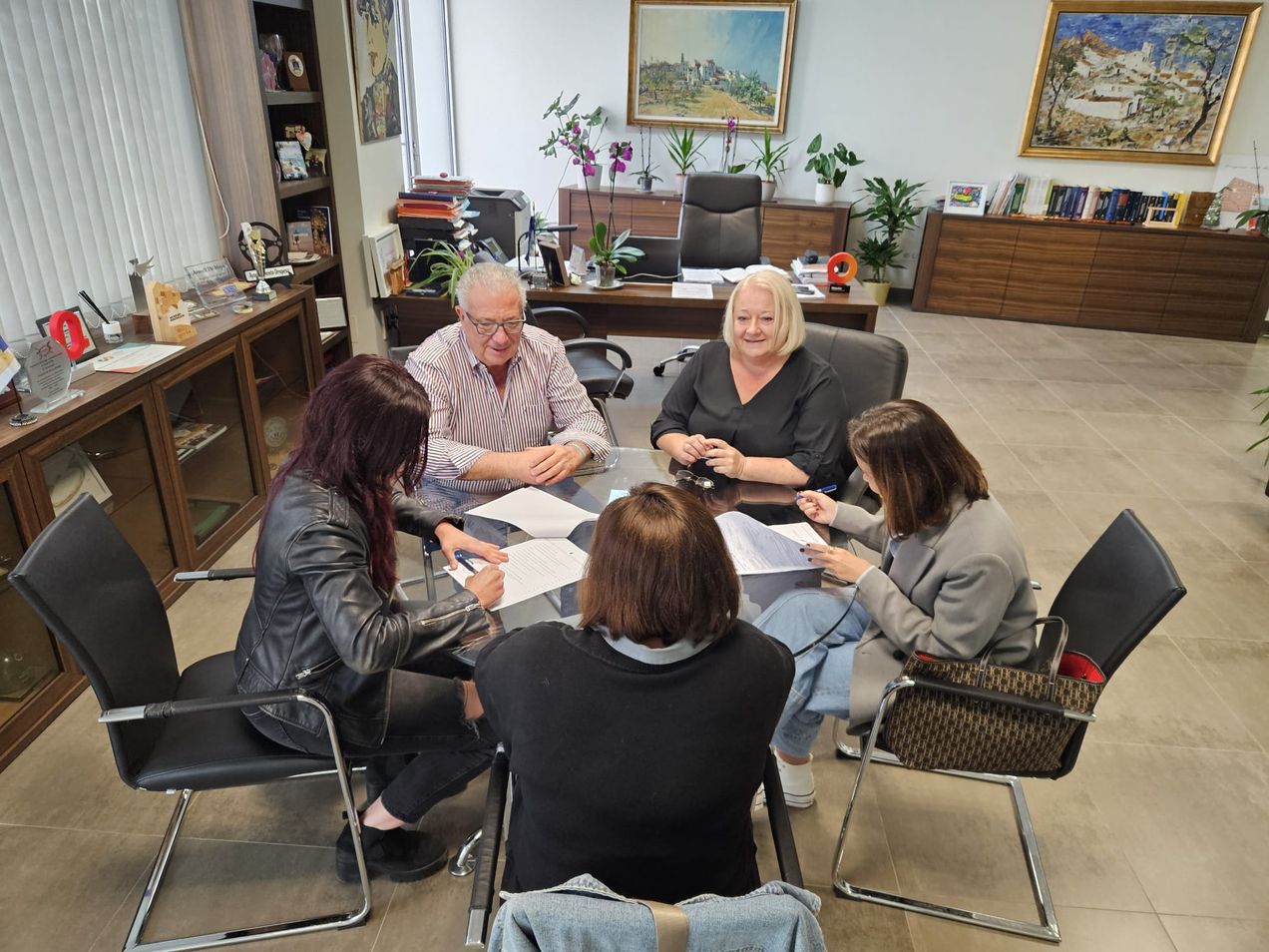 El programa EMPUJU  de LABORA: empujón para dos jóvenes