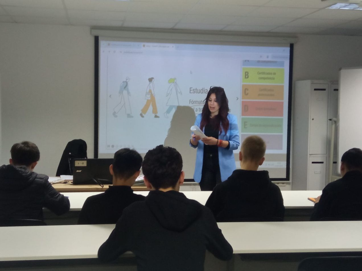 La AEDL colabora  con el IES Torre del Rey con un taller de inserción sociolaboral