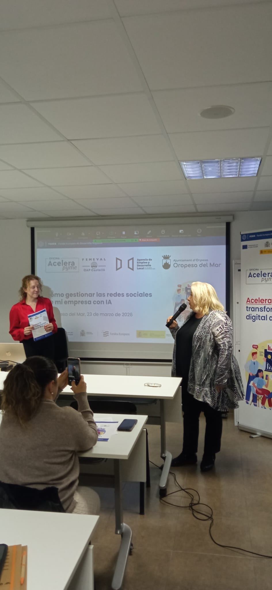 Jornada formativa de cómo gestionar las RRSS de mi empresa con IA