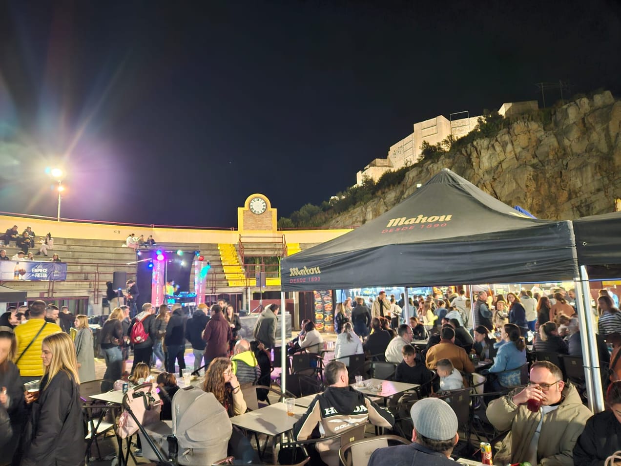 ÉXITO DEL FOOD TRUCK FEST