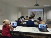 Diez funcionarios han participado en un workshop de dos días impartido por el experto David Martínez Calduch para incorporar la IA a los procesos administrativos