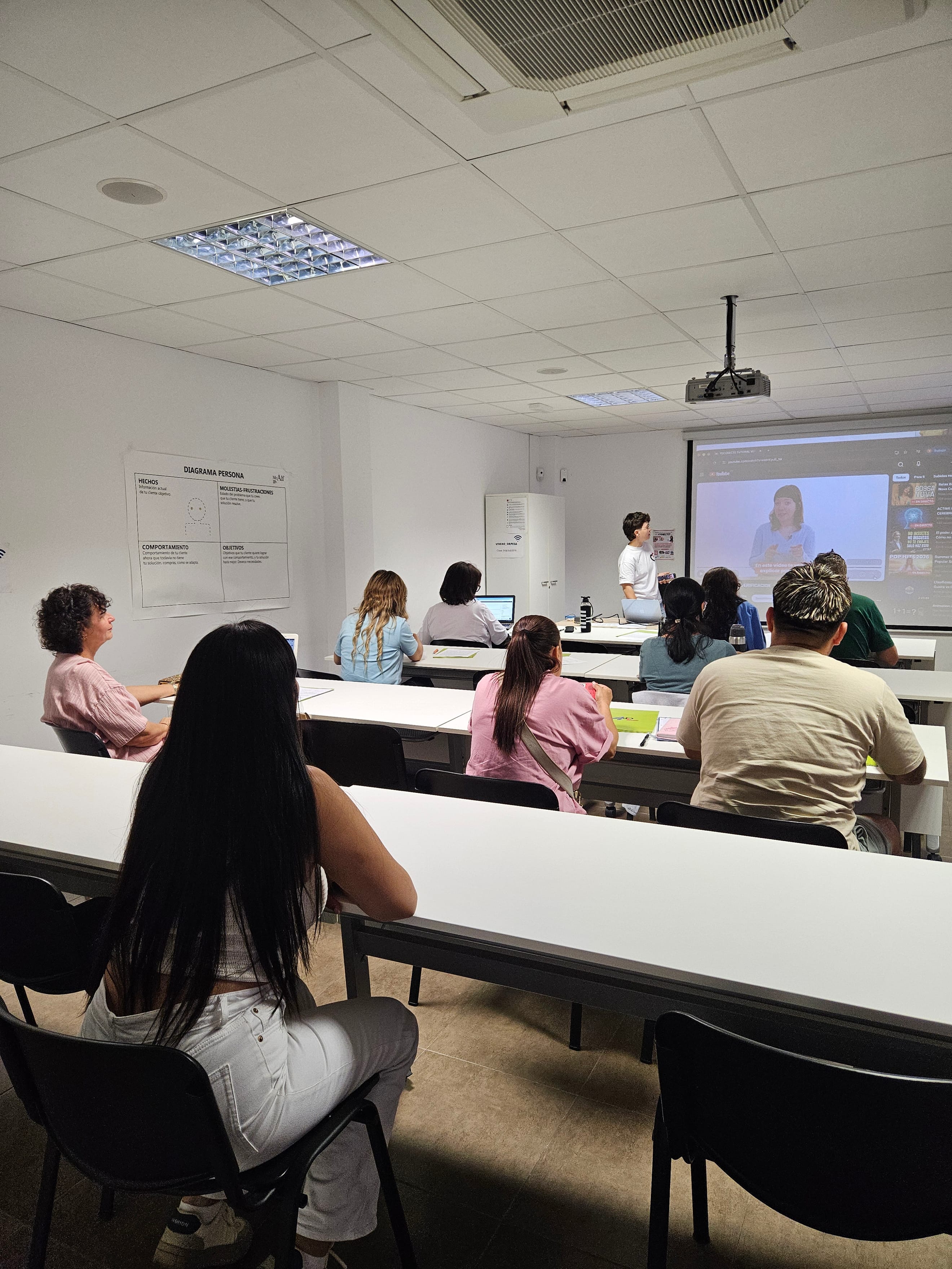 FINALIZA CON ÉXITO EL CURSO "TU CURRÍCULUM DIGITAL"